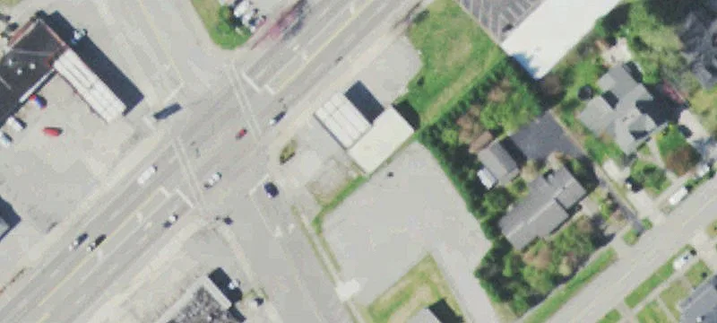 100 Gtwy Ave