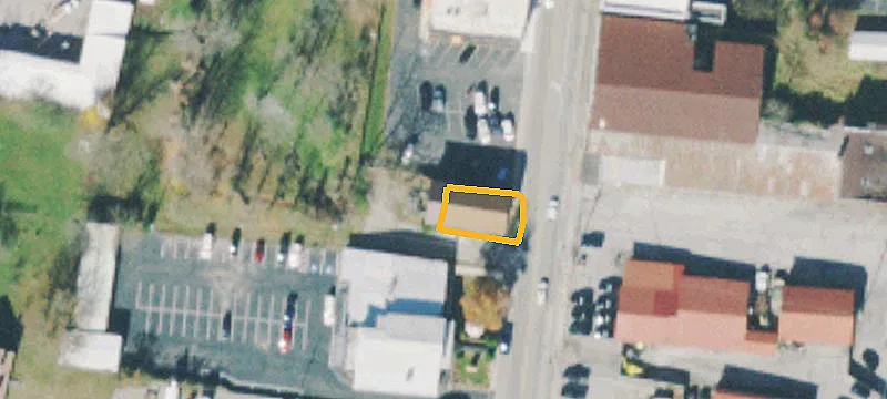 221 Main St