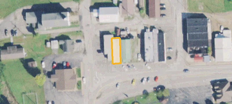 12 Frnt St