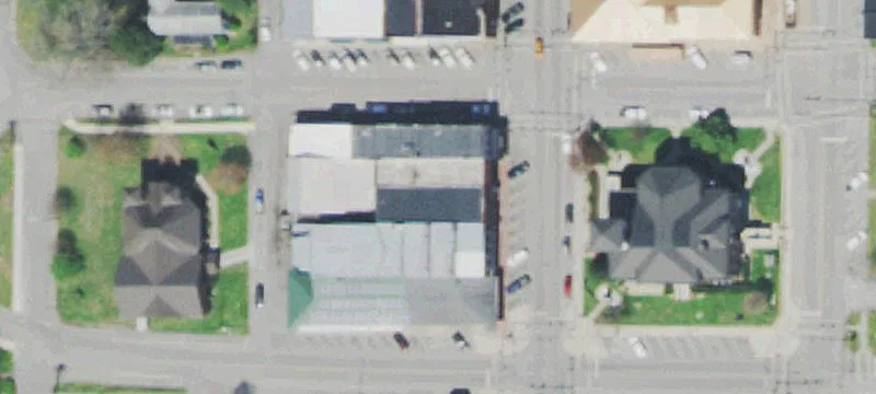 104 College S St