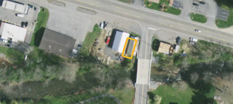 8252 Hwy 19th E