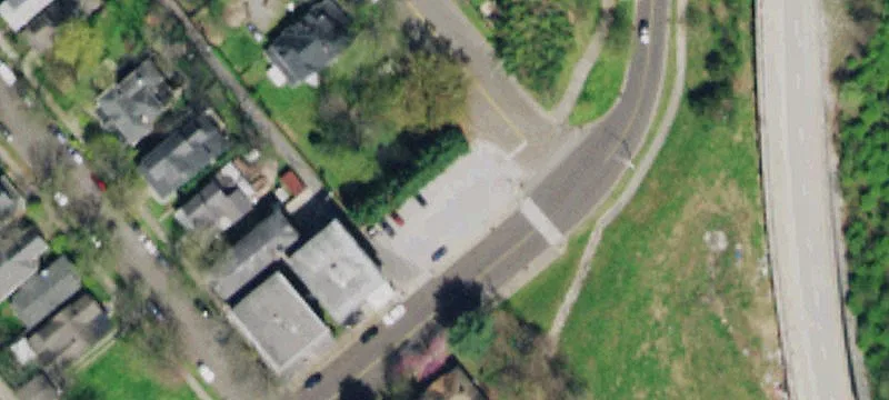 Luttrell St