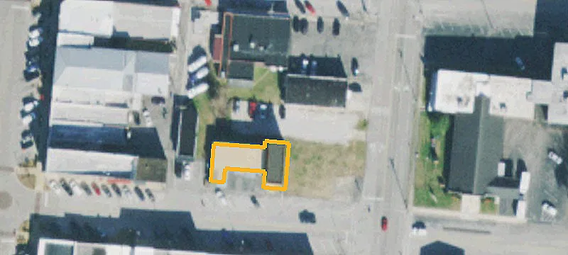 Woodland St