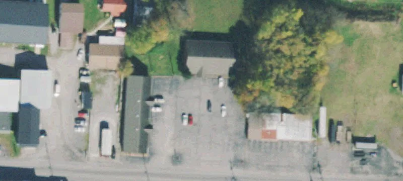 Ee Lk Ave