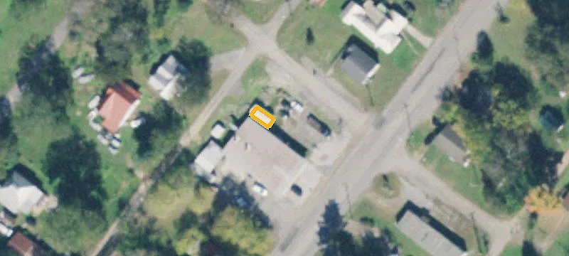 Cedar Ave