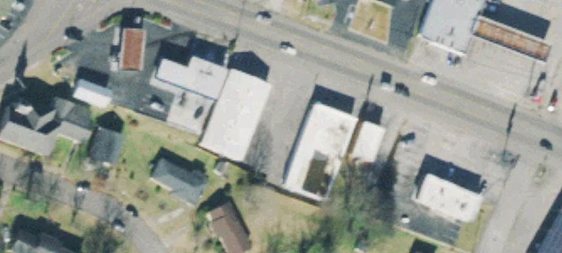 425 College St