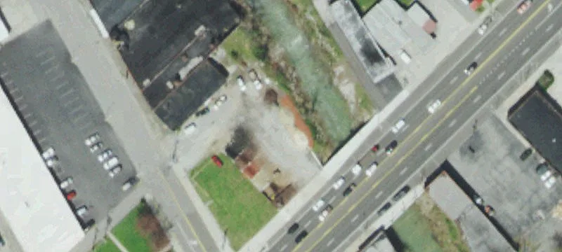 Central E Ave