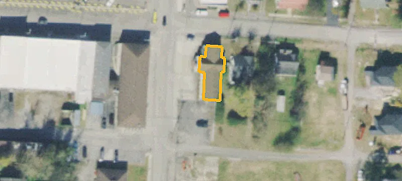 100 Main St