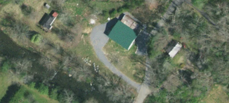122 Holly Hl Rd