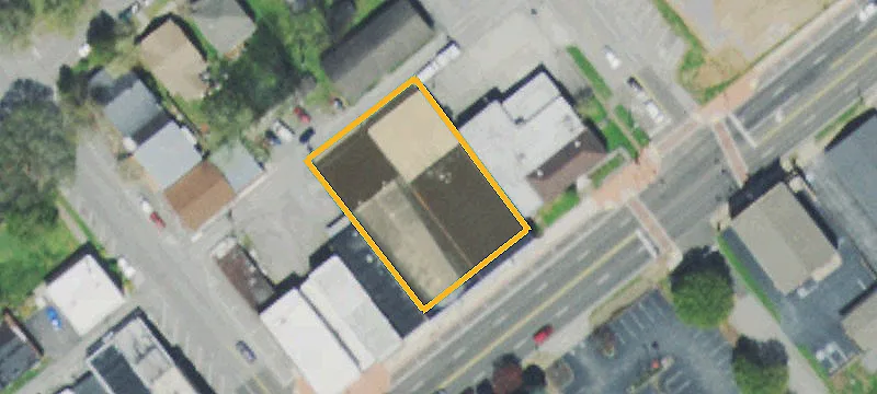 215 Broadway St