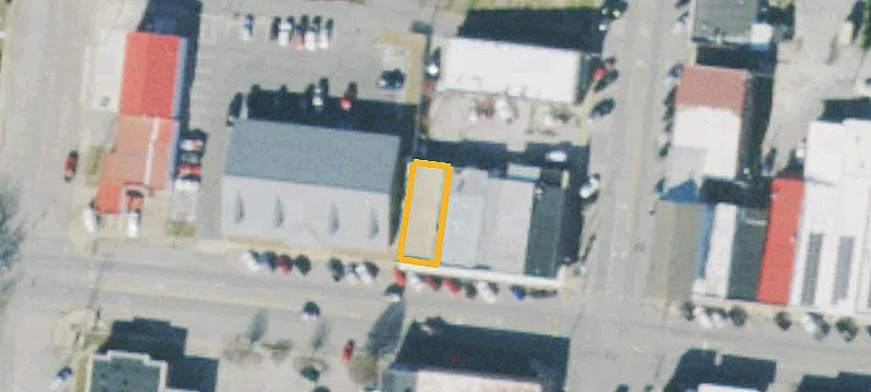 21 Main St