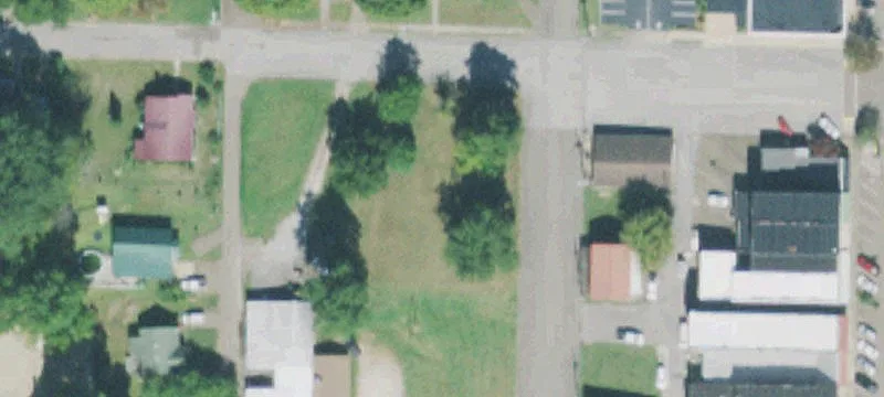 Maple St
