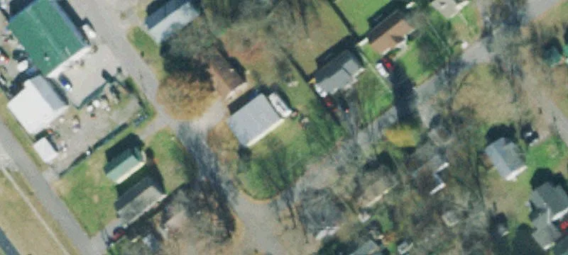 121 Maple St