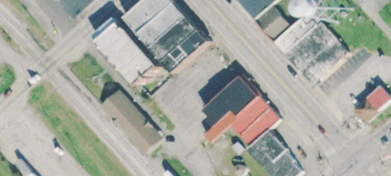Commercial Ave