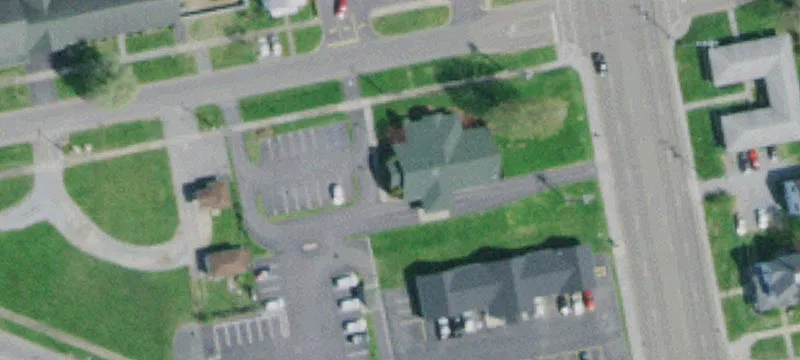 Lynn Ave