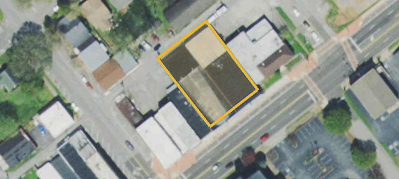 215 Broadway St