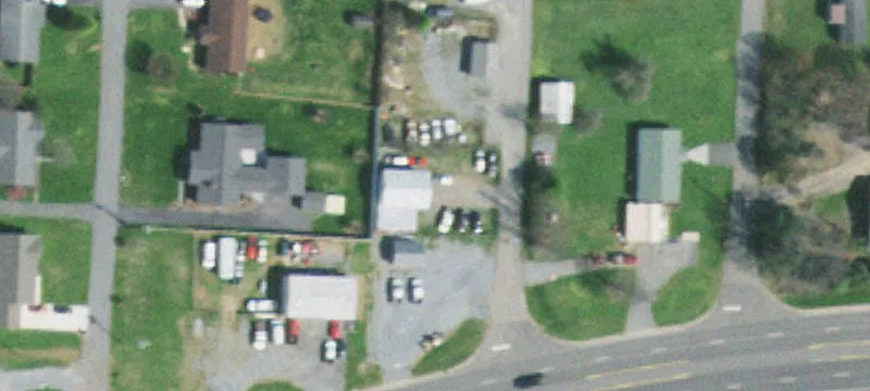Pierce St