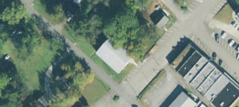 169 4th St