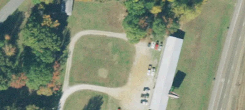 876 Graves Ave