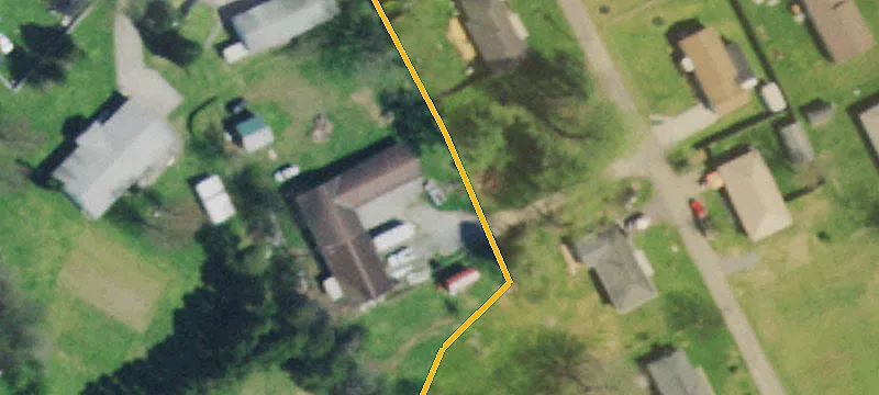 1113 Hines Rd