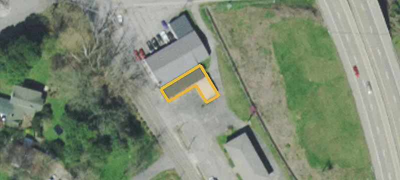300 Main St