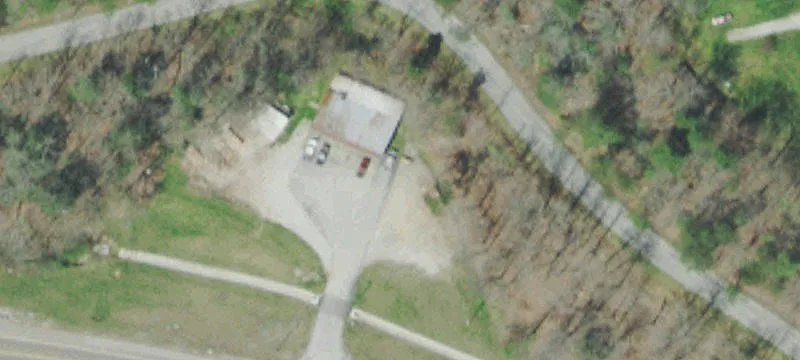 8195 Baker Hwy