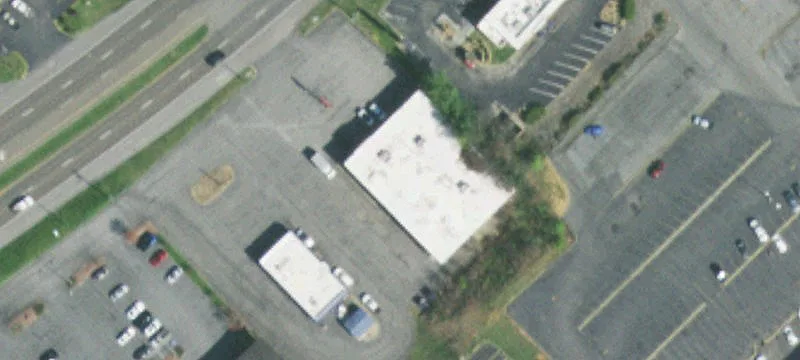 1121 Volunteer Pkwy