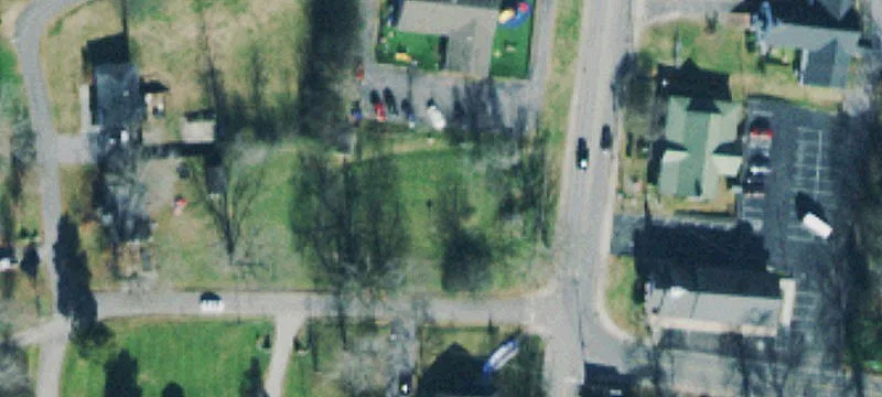 380 Moores Cir