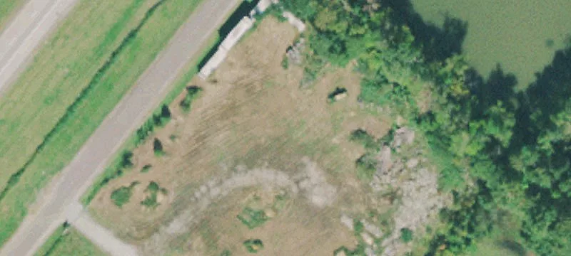 Frontage Rd