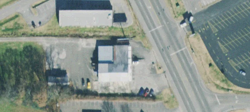 2121 Decherd Blvd