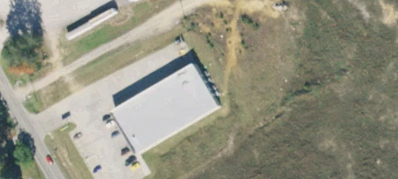 1140 Main St
