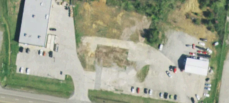 3706 Hwy 25th E