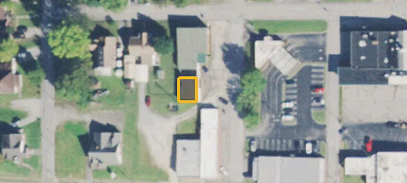 105 Maple Ave