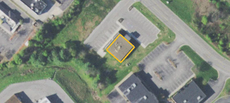 126 Stuart NE Xing