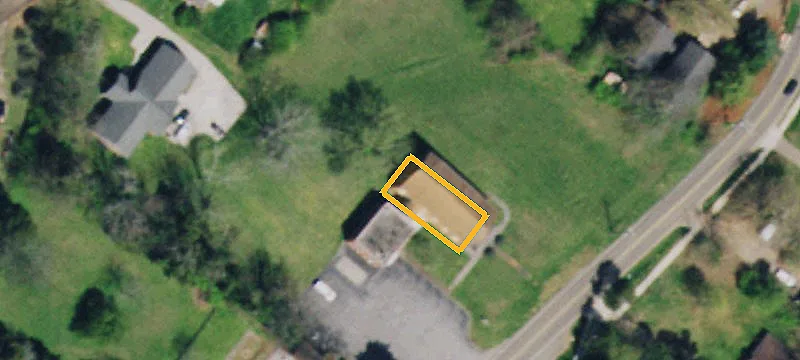 609 Cedar Ln