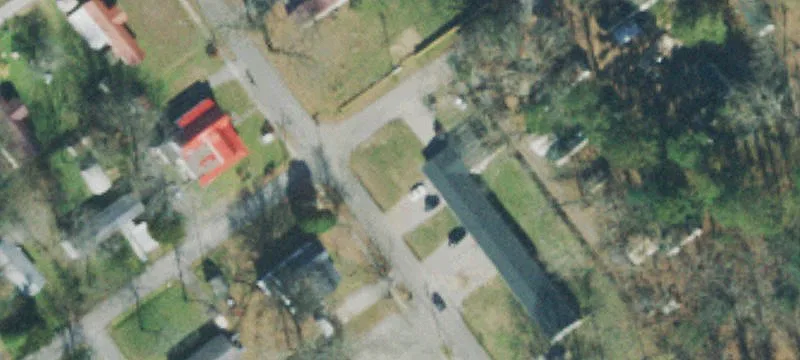 710 Moore St