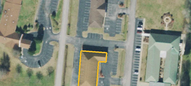 104 Ivy Ln