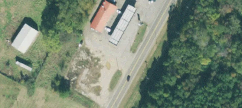 911 Main St