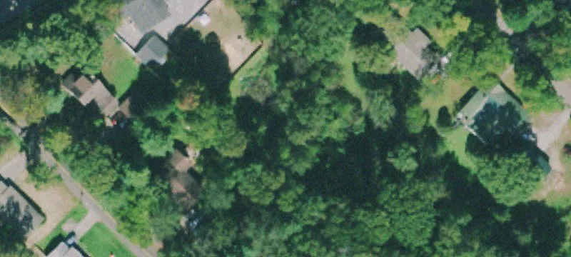 1404 James Blvd