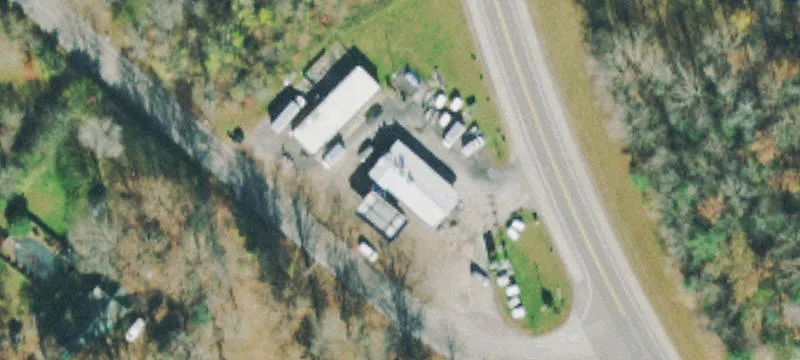 1189 Main St