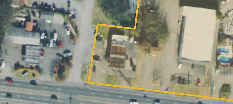 798 Main St