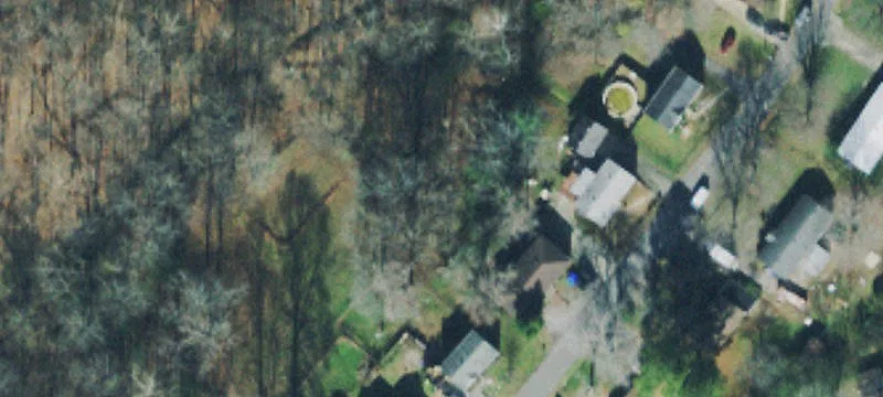 418 Cir Dr