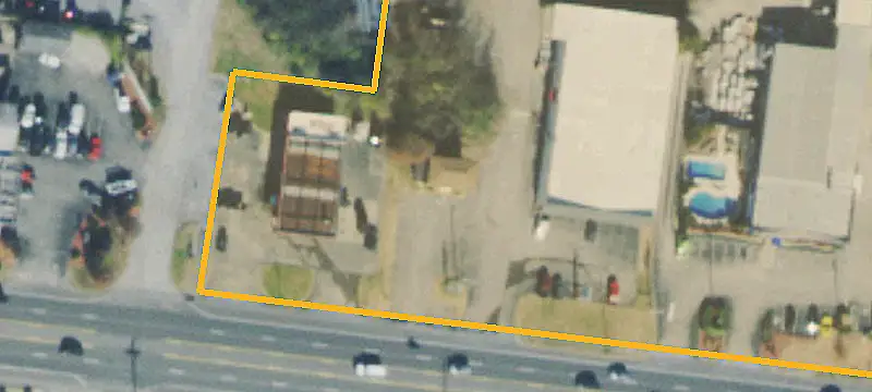 792 Main St