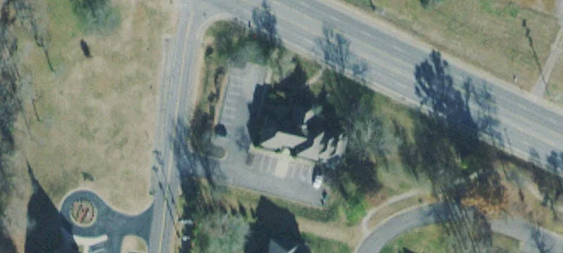 2070 Lebanon Rd