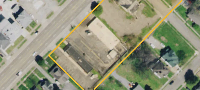 2350 Magnolia Ave