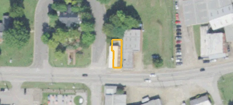 8566 Macon Rd