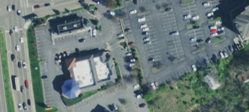 2485 Pkwy Parkway
