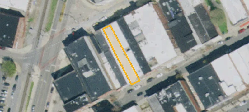 215 Main St