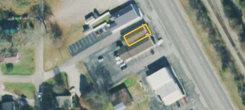 300 Main St