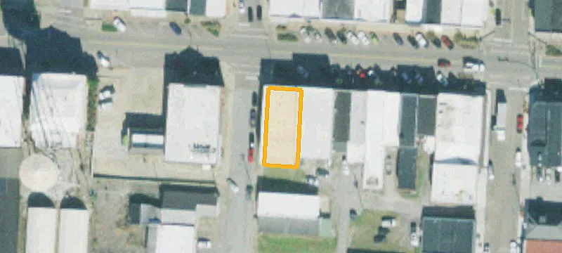 1302 Main St